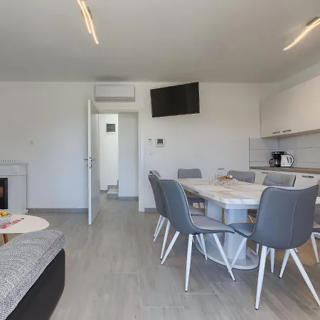 Hébergement de vacances Zirdum By Interhome