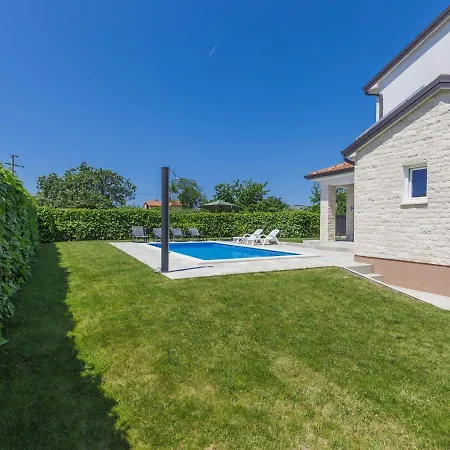 Zirdum By Interhome Hébergement de vacances Nova Vas (Porec)